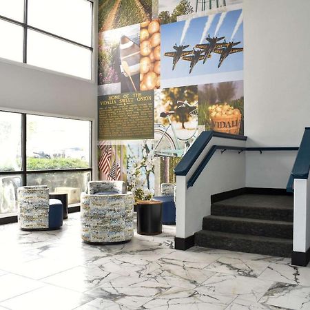 Clarion Pointe Vidalia - Lyons West Hotel Екстериор снимка