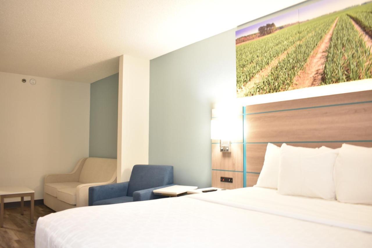 Clarion Pointe Vidalia - Lyons West Hotel Екстериор снимка