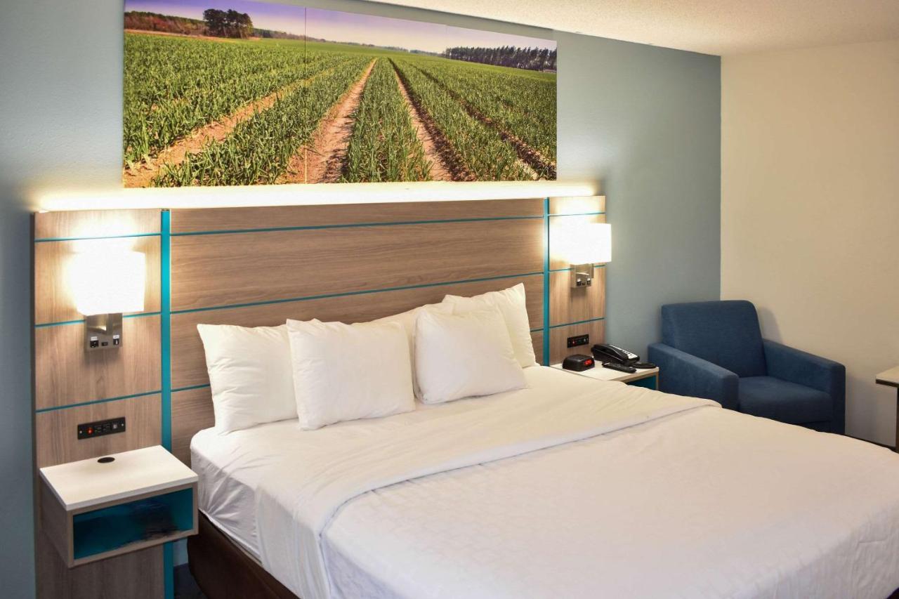 Clarion Pointe Vidalia - Lyons West Hotel Екстериор снимка