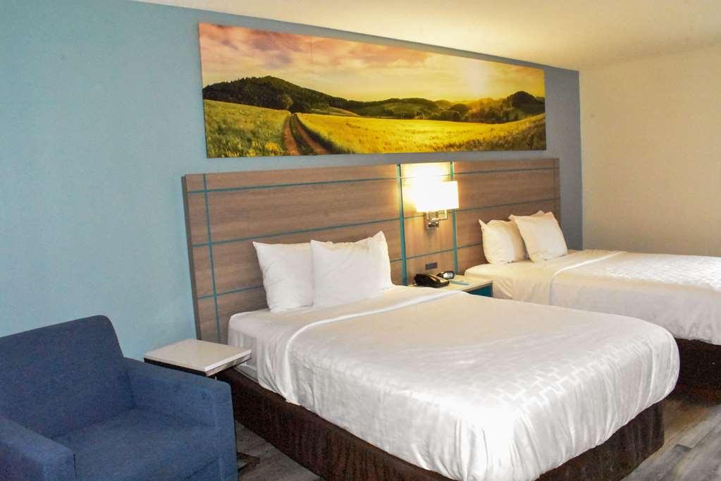 Clarion Pointe Vidalia - Lyons West Hotel Стая снимка