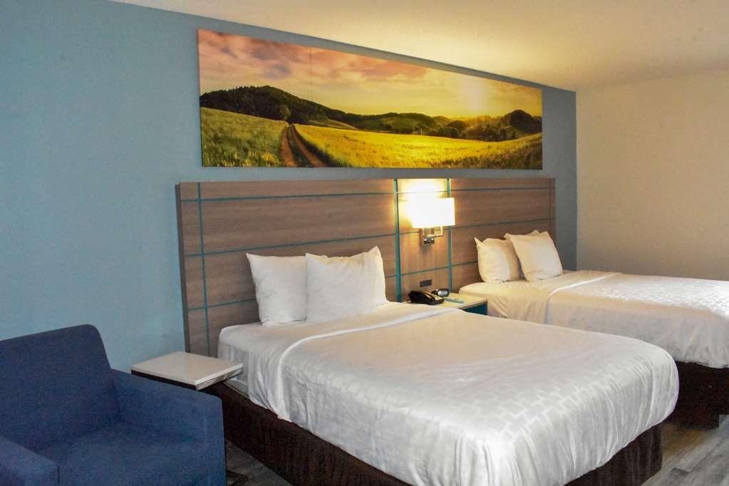 Clarion Pointe Vidalia - Lyons West Hotel Стая снимка