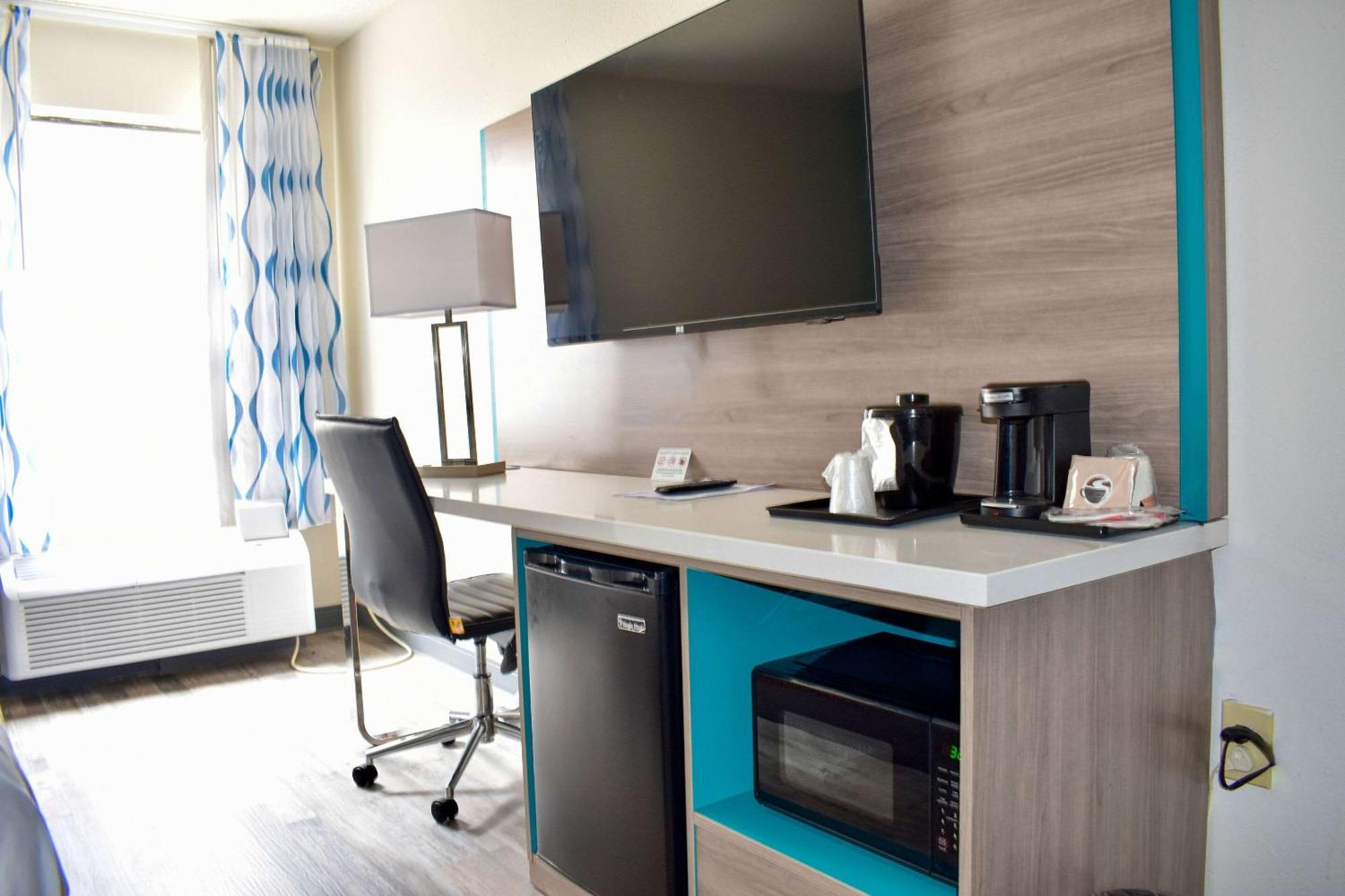 Clarion Pointe Vidalia - Lyons West Hotel Екстериор снимка